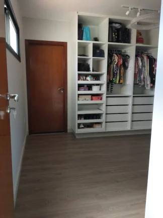 Imagem Casa Luxuosa à Venda no Jardim Botânico 3 – Conforto e Sofisticação em Cada