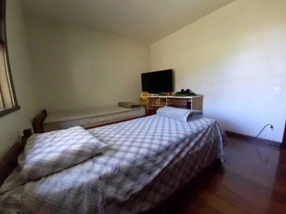 Imagem Casa em Condomínio para Venda em Teresópolis / RJ no bairro Várzea