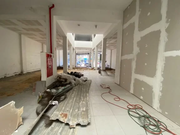 Imagem Salão para alugar, 160 m² por R$ 7.760,00/mês - Centro - Poá/SP