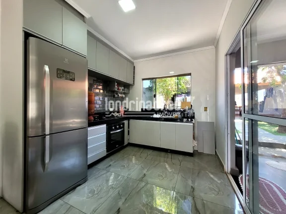 Imagem Casa no Jardim São Vicente Palotti com 3 dormitórios (1 suíte), sala ampla, cozinha, 2 banheiros, 3 vagas de garagem e 165m² construídos em terreno de 250m²