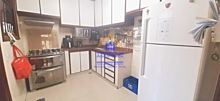 Imagem Casa com 3 quartos, armários embutidos, 1 suíte, closet, dependências completa,, área externa à venda, 150 M² por R$ 729.000 - Tijuca - Rio de Janeiro/RJ.