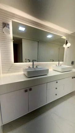 Imagem Apartamento 4 Quartos com 2 Suítes à Venda no Parque das Castanheiras – Praia da Costa, Vila Velha ES