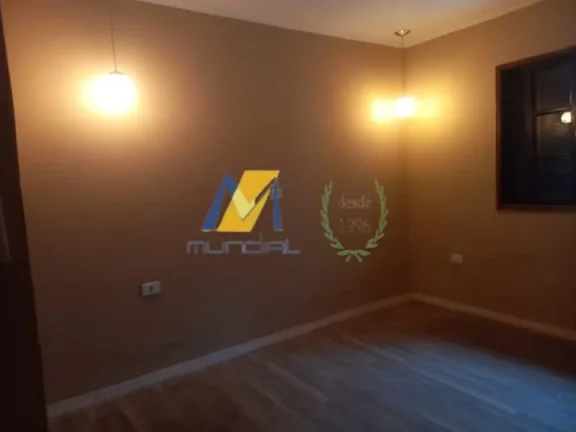 Imagem Casa para Venda com 148m², 3 dormitórios sendo 2 suítes, churrasqueira, 2 vagas.