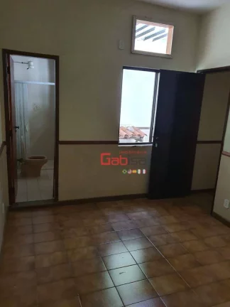 Imagem Casa com 4 dormitórios à venda, 300 m² por R$ 1.300.000,00 - São Cristóvão - Cabo Frio/RJ
