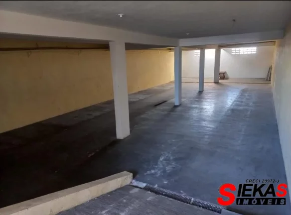 Imagem Galpão de Alto Padrão para Venda ou Locação em Cangaíba, São Paulo-SP: 5 banheiros, 10 vagas de garagem, 670m² de área.