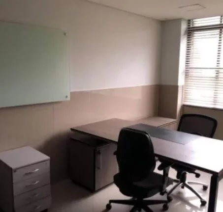 Imagem Conjunto Comercial Prédio novo c/ 3Salas 2Wcs no Centro