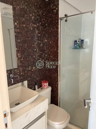 Imagem Apartamento com 96m2 de área privativa, 4 dormitórios ( 1 suíte) e 2 vagas na garagem. Living amp...