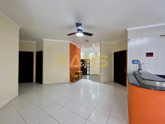 Imagem Excelente Casa com 1 suíte mais 3 quartos no bairro de Pirabeiraba em Joinville por R$890.000,00. T...