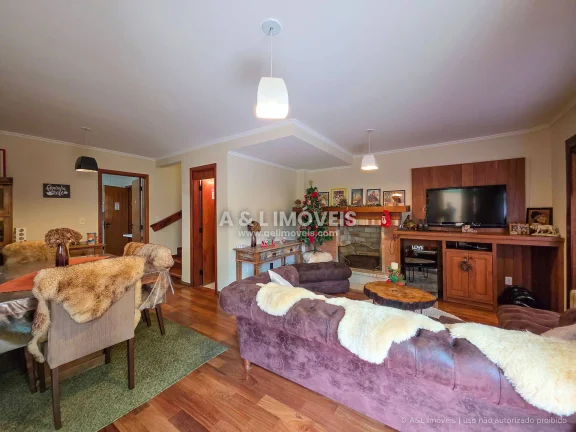 Imagem Casa Alpina em Condomínio em Campos do Jordão - 4 Dorms., Vila Inglesa