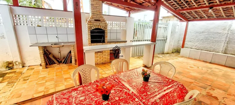 Imagem OPORTUNIDADE Casa de Praia com primeiro andar na Enseada de Búzios