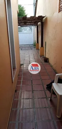 Imagem Sobrado com 4 dormitórios à venda, 179 m² por R$ 440.000,00 - Jardim Casqueiro - Cubatão/SP