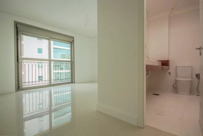 Imagem Apartamento à venda no bairro Três Figueiras - Porto Alegre/RS