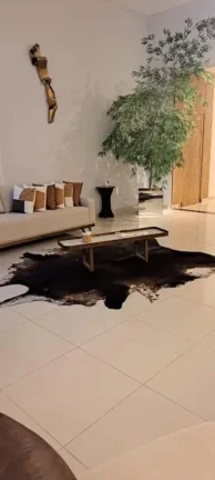 Imagem Casa em condomínio de luxo no bairro Caguassu em Sorocaba-SP: 3 quartos, 1 suíte, 4 banheiros, 4 vagas de garagem.