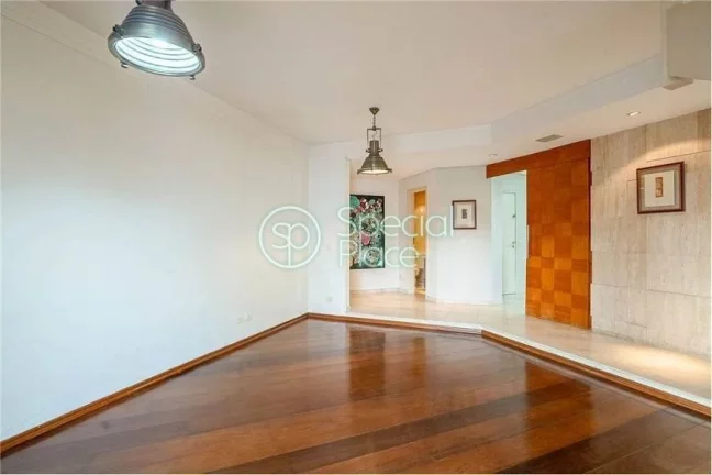 Imagem Ótima cobertura em Moema Pássaros com vista livre! - Área: 287,00m² Piso inferior: Hall de entra...