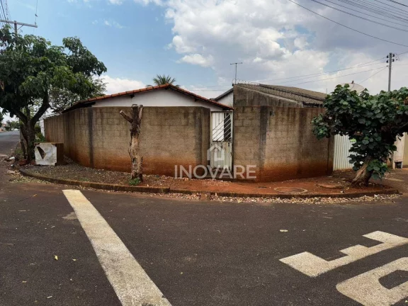 Imagem Casa com 3 dormitórios à venda, 90 m² por R$ 160.000,00 - Jardim Leonora - Itumbiara/GO