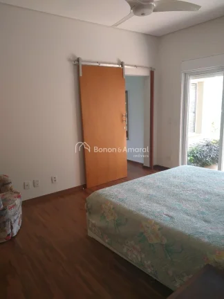 Imagem Excelente casa térrea no Condomínio Estância Eudóxia, Barão Geraldo, Campinas.
Dotada de excele...