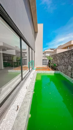 Imagem Linda residência exclusiva de alto padrão nova disponível a venda em condomínio fechado!