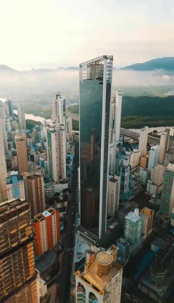 Imagem Apartamento vista mar com 4 suítes e 3 vagas de garagem em Balneário Camboriú