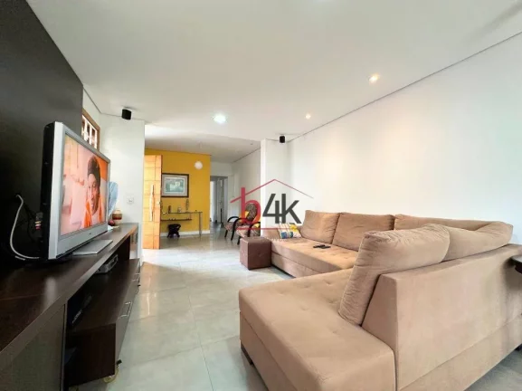 Imagem Casa à venda com 3 suites na Vila Sonia - Jardim Jussara.