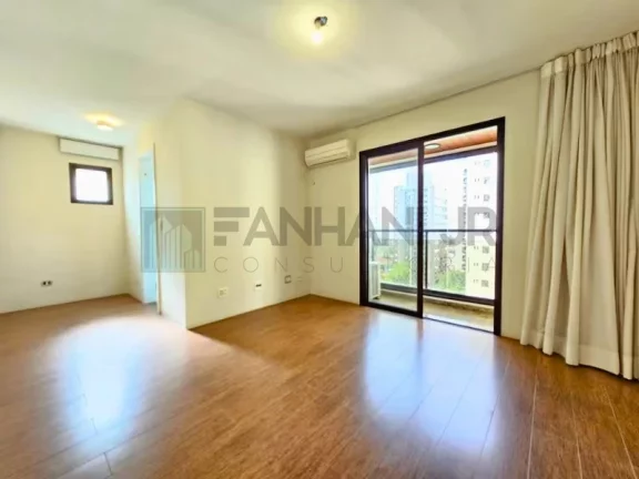 Imagem Apartamento de alto padrão à Venda ou Locação em Indianópolis, São Paulo-SP: 4 Quartos, 2 Suítes, 3 Salas, 5 Banheiros, 4 Vagas, 236m².