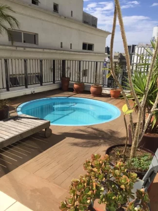 Imagem Linda cobertura duplex com 267m2, 3 dormitórios ( 3 suítes ) e 2 vagas na garagem. Excelente distr...