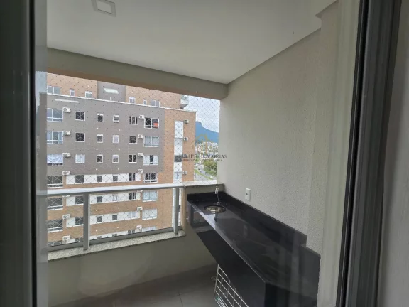 Imagem Apartamento em andar alto, MOBILIADO, com dois dormitórios na Pedra Branca!