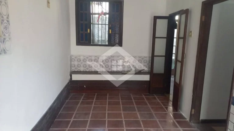 Imagem Casa à Venda com 3 Quartos, sendo 1 Suíte em Campo Grande, RJ