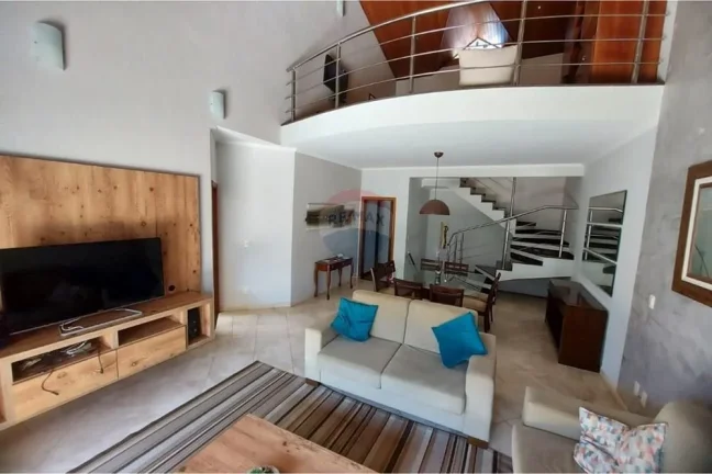 Imagem Casa de Condomínio: Moderna e Totalmente Mobiliada no Condomínio Vila dos Inglezes