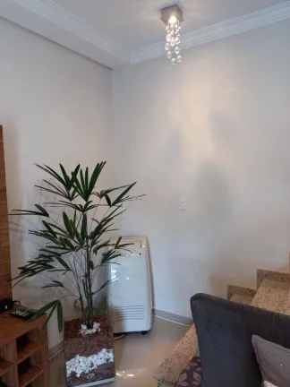 Imagem Sobrado com 2 dormitórios à venda, 107 m² por R$ 580.000,00 - Vila Cecília Maria - Santo André/SP