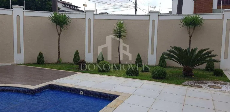 Imagem Sobrado de alto padrão em condomínio fechado - 585m² | 6 suítes