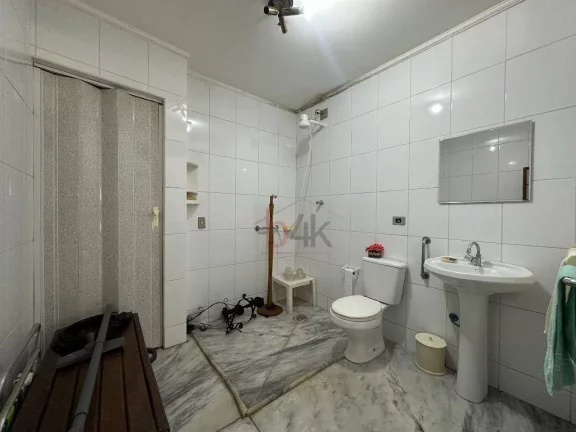 Imagem Casa com 4 dormitórios e 260m2 à venda no Brooklin, ótima localização!