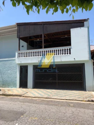 Imagem Sobrado amplo com 3 suítes, renda garantida e 6 vagas cobertas