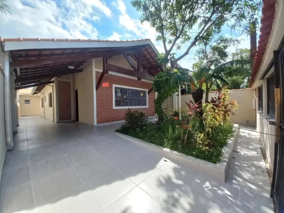 Imagem Venha conhecer essa casa confortável no Balneário Três Marias em Peruíbe