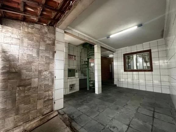 Imagem Sobrado com 4 dormitórios à venda, 250 m² por R$ 580.000,00 - Cidade Boa Vista - Suzano/SP