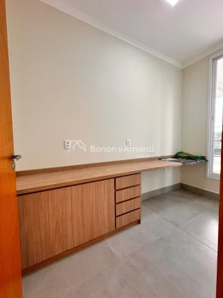 Imagem Casa térrea nova com 03 suítes à venda no Condomínio Residencial Royal Garden, Parque Brasil 500...