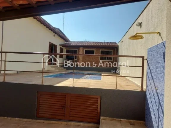Imagem Casa à venda na região do Taquaral, localizada em um terreno de 390m², com 230m² de área constr...
