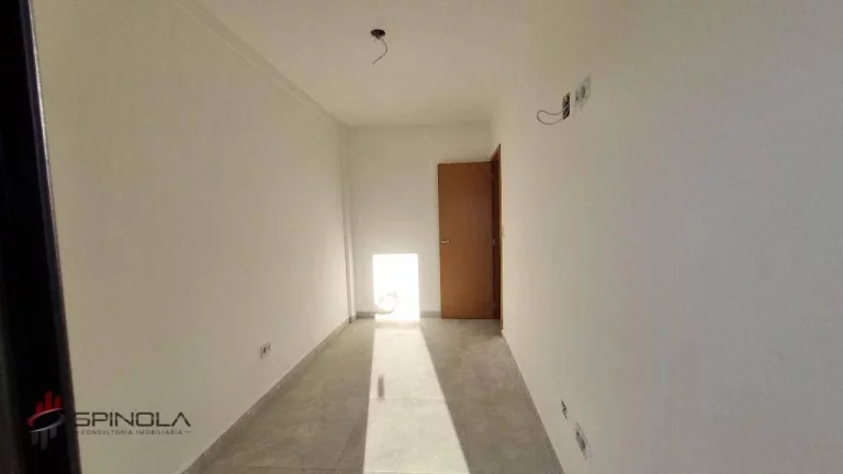 Imagem Apartamento com 2 dormitórios à venda, 42 m² por R$ 529.000,00 - Maracanã - Praia Grande/SP