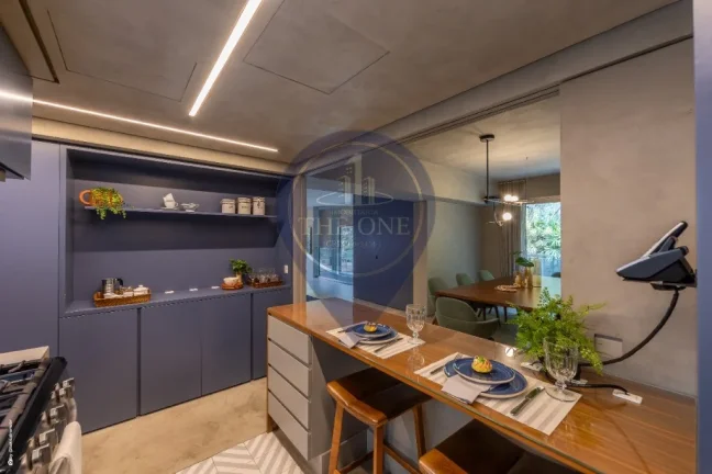 Imagem Imperdível: Casa à venda em SP, 3 quartos, 3 suítes, 2 salas, 5 banheiros, 4 vagas e 628m² no Alto de Pinheiros!
