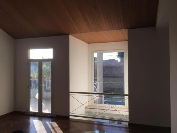 Imagem Casa em Aldeia da Serra - 370m²