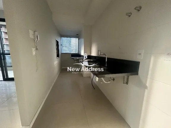 Imagem Apartamento de 3 quartos, com 129m² e sol da manhã, à venda na Enseada do Suá - Vitória