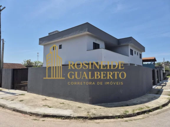 Amplo Studio na praia de Massaguaçu.