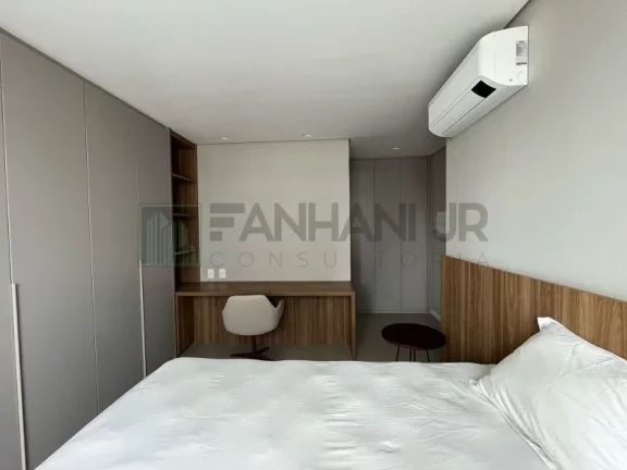 Imagem Apartamento de Luxo no Jardim Paulista: 3 Quartos, 2 Suítes, 3 Salas, 4 Banheiros, 3 Vagas de Garagem, 133m² de Área em São Paulo-SP!