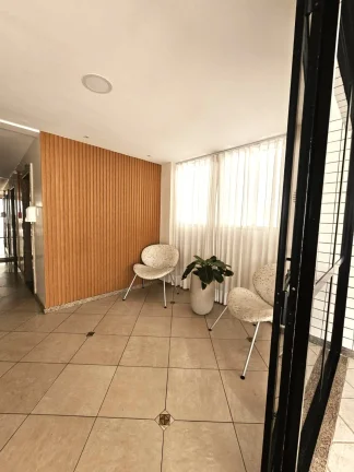 Imagem Confortável Apartamento no Costa Azul em Salvador Novo