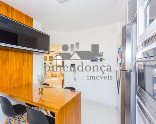 Imagem Apartamento com 3 quartos ( 1 suíte )e 2 vagas à venda em Pinheiros, 125m².