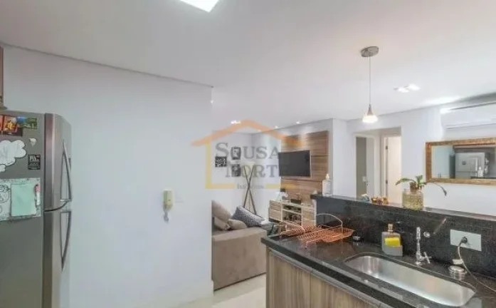 Imagem Apartamento 2 dormitórios, sendo 1 suíte, piso laminado, sala 2 ambientes, varanda gourmet com chu...
