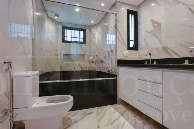 Imagem Apartamento à venda no Alto de Pinheiros com 04 suítes e 05 vagas, 310m²