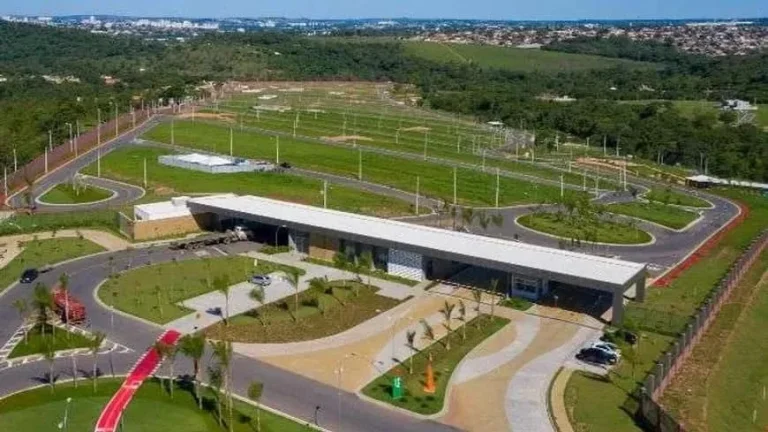 Imagem Dois Agios De Dois Lotes Juntos No Jardins Porto