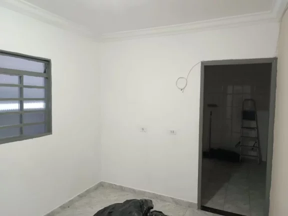 Imagem Aluguel de Casa com 1 Quarto na Cidade de em Bairro - 55,00 m² de Área