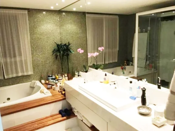Imagem Apartamento 276M², 4Q, 3 Suítes, 6 Banheiros, 4 Vagas, 1 Lavabo, 1 por Andar, Academia, Brinquedoteca, Piscina, Piscina Coberta, Salão de Festas.
