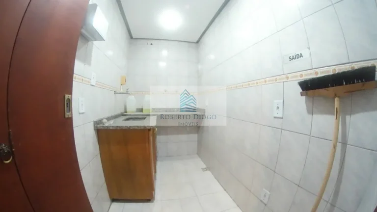 Imagem Sala comercial em condomínio à venda no Centro do Rio de Janeiro-RJ: 13 salas, 4 banheiros, 288m² de área!